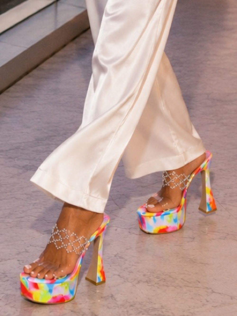 Cape Robbin Rika Rainbow Platform Mule Heels Rhinestone Clear Strap 6 NWT
